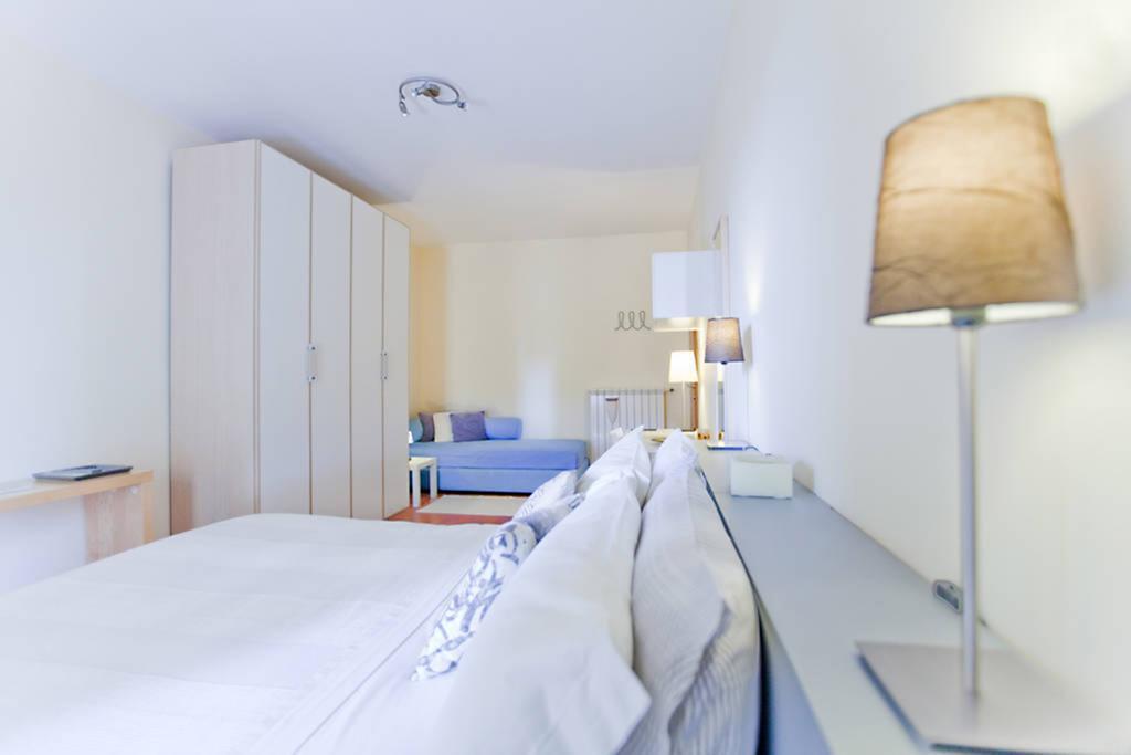 Rooms Rent Vesuvio B&B Napoli Dış mekan fotoğraf
