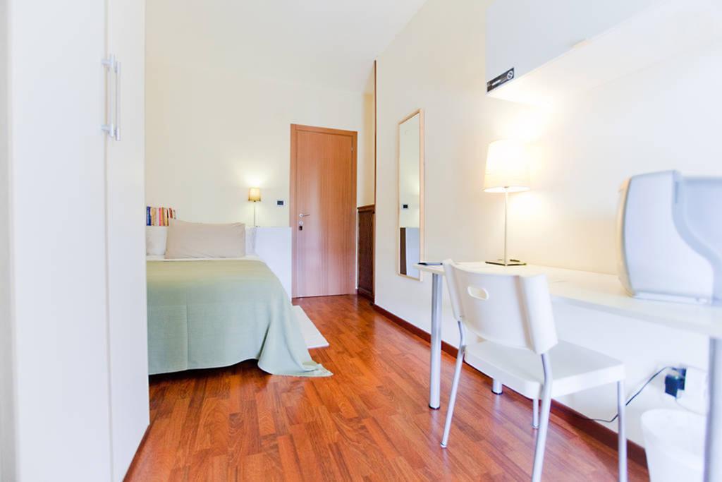 Rooms Rent Vesuvio B&B Napoli Dış mekan fotoğraf