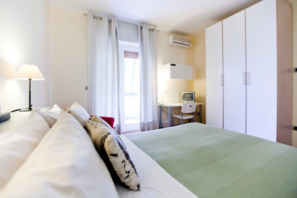 Rooms Rent Vesuvio B&B Napoli Dış mekan fotoğraf